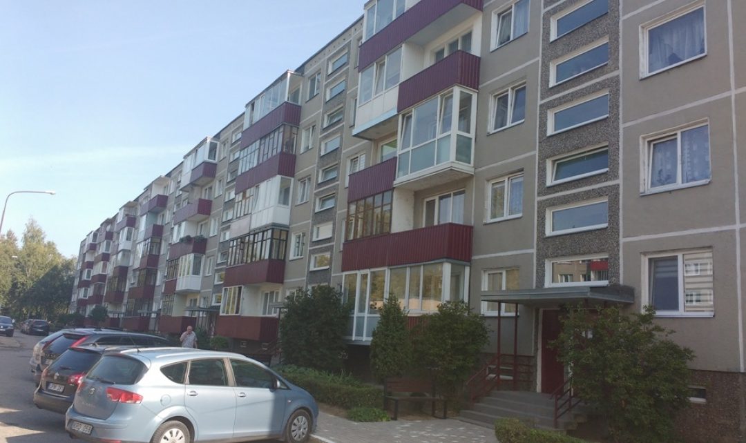 Liūdnoka daugiabučio namo Gegužių g. 13 istorija su laiminga pabaiga