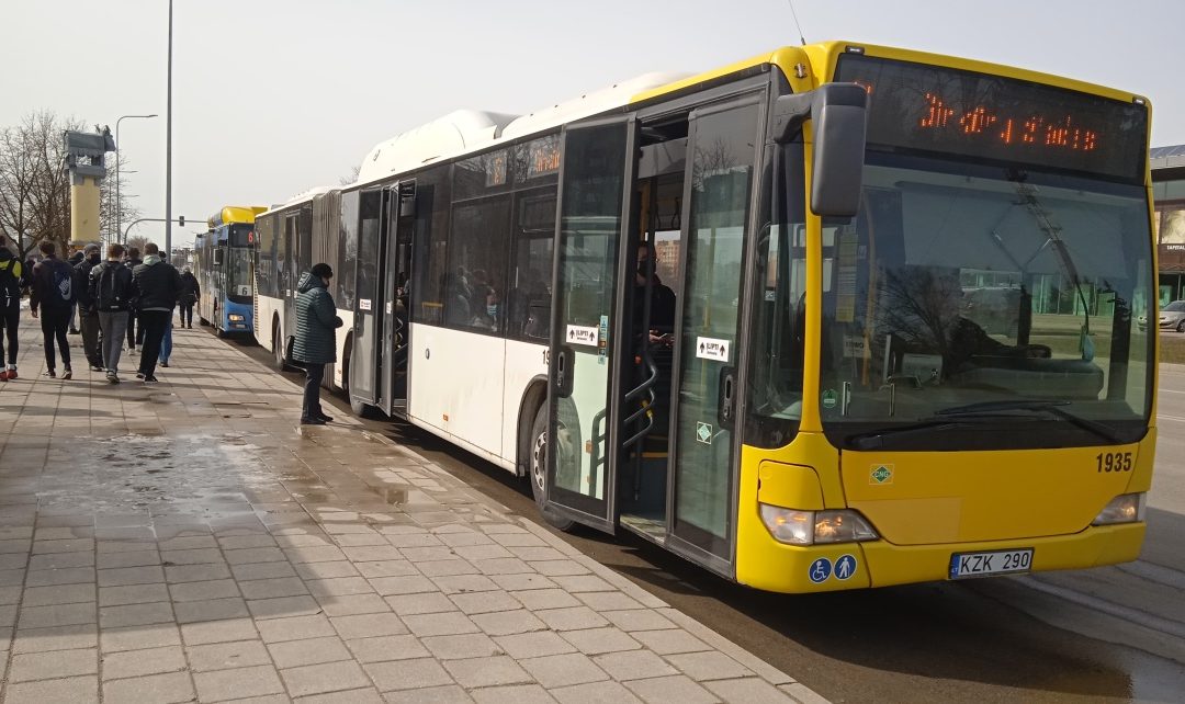 Problemos, su kuriomis susiduria Šiaulių miesto viešojo transporto keleiviai