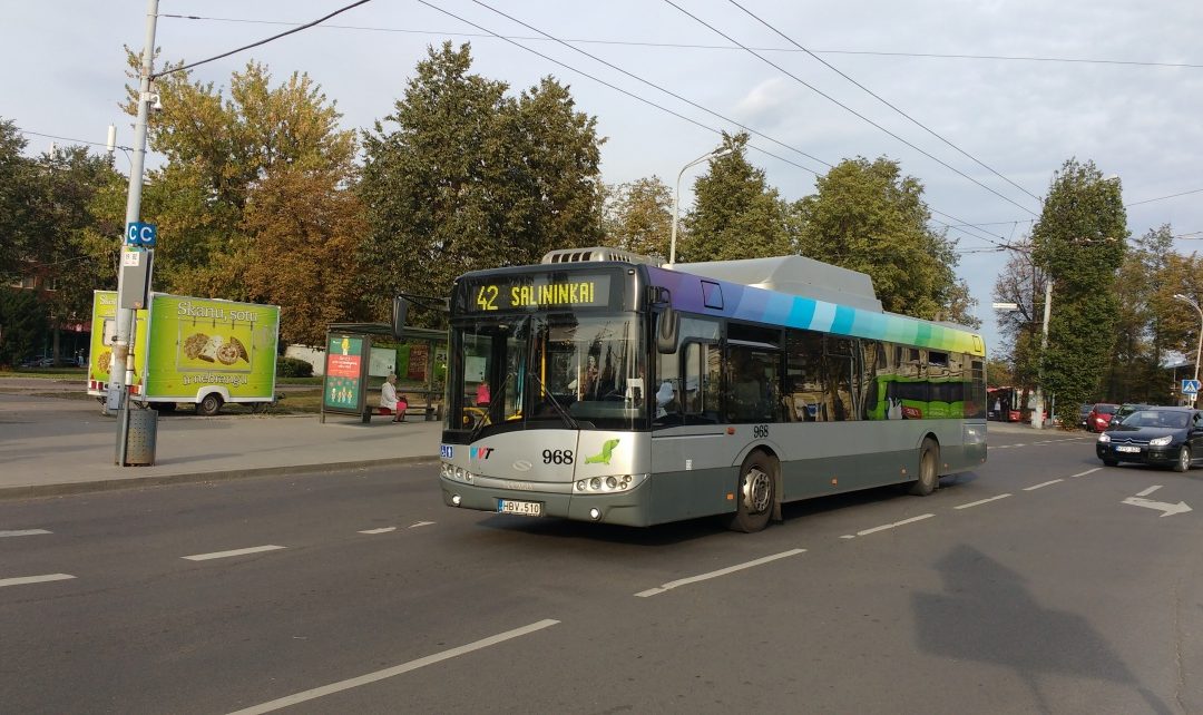 Pasiūlymas dėl mokinių nemokamo vežimo miesto ir priemiestiniu viešuoju transportu