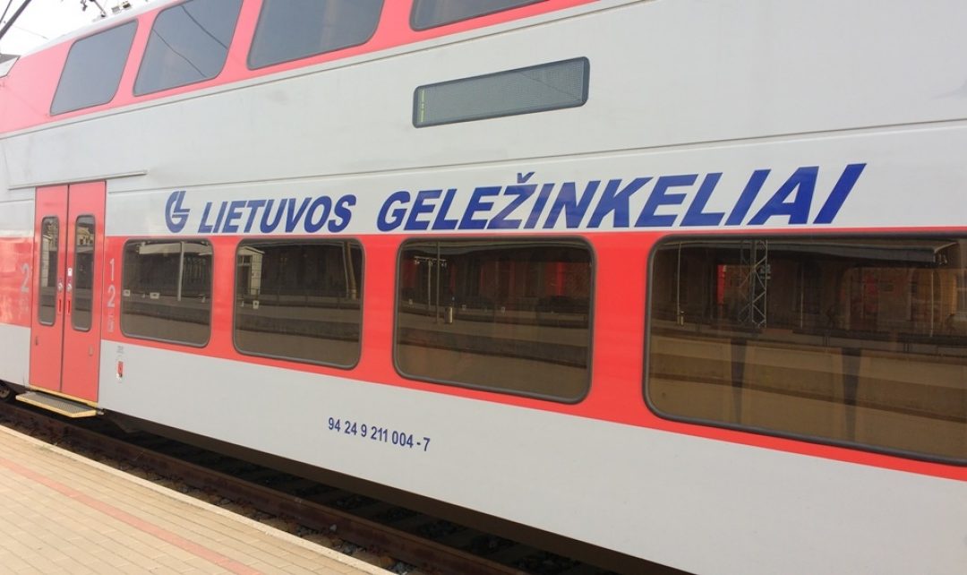 Akcinės bendrovės „Lietuvos geležinkeliai“ reorganizavimas pertvarkant pagal veiklas į atskiras bendroves