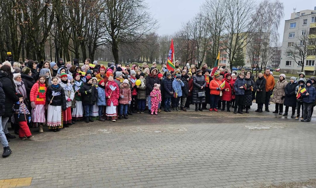 Vasario 16-oji Signatarų alėjoje