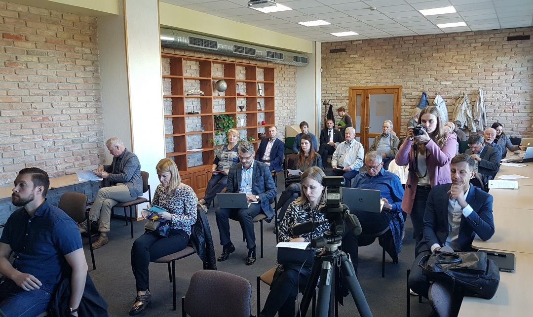 Apskritojo stalo diskusija apie atliekų rūšiavimo aikšteles