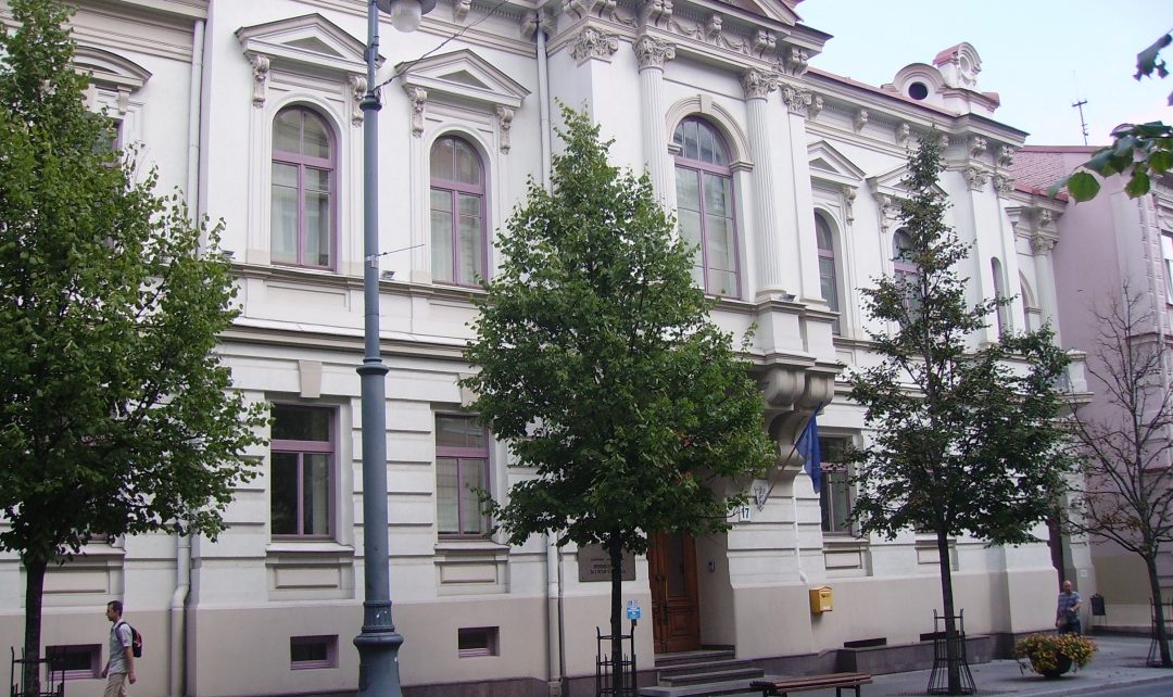 Gyventojai skatinami dažniau naudotis viešuoju transportu